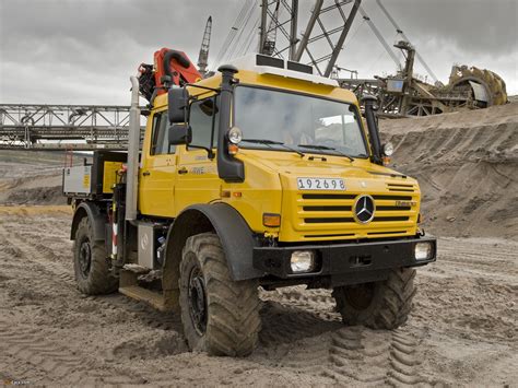 Mercedes-Benz Unimog U5000 L Double Cab 2000–13 images (2048x1536)