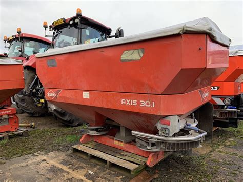 Kuhn Axis 30.1 Q » Cotswold Farm Machinery (CFM)