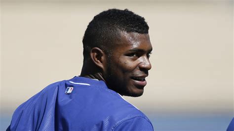 Video: Los Angeles Dodgers’ Yasiel Puig bar fight in Miami - Sports Illustrated