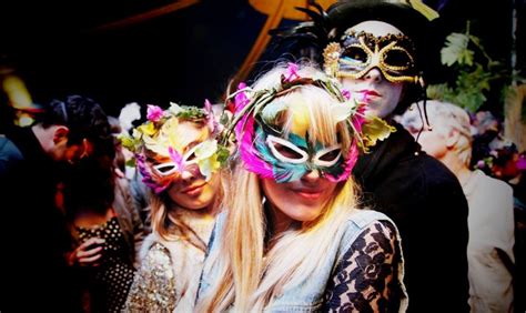 Halloween Masquerade Party - Medellin Living