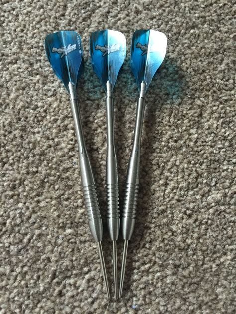 John Lowe darts with the power titanium shafts and flights | John lowe ...