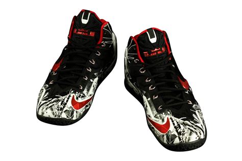 Nike Lebron 11 - Graffiti 616175100 - KicksOnFire.com