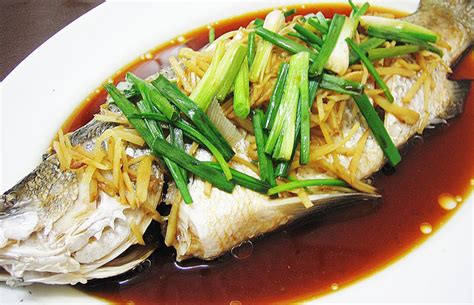 Thai Food Recipes: THAI STEAMED FISH IN SOY SAUCE