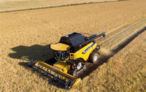 New Holland launches new model to its rotary combine line-up - Agriland.ie