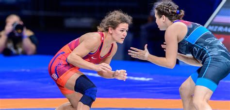 Women's Wrestling Singlets: An In-Depth Guide - Wrestling Singlets: Your Ultimate Guide to Singlet