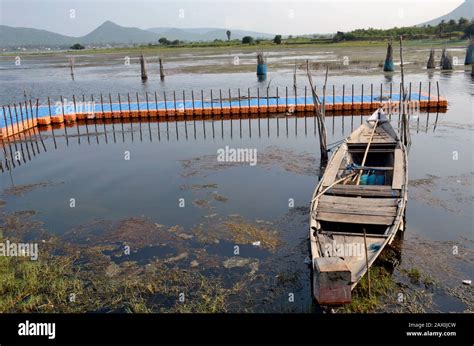 CHILIKA LAKE AT ODISHA Stock Photo - Alamy