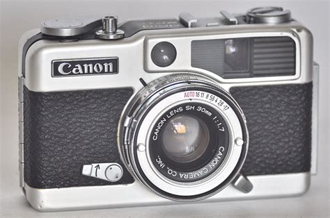 35mm half frame film camera Canon DEMI EE17 | Classic camera, Vintage ...