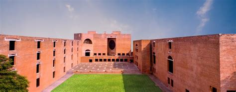 IIM Fees Structure for MBA 2 Years 2024-26 : IIM With Lowest Fee