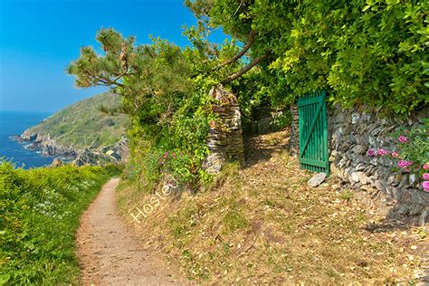 John Worth Photography: Nearing Polperro on the coastal path.