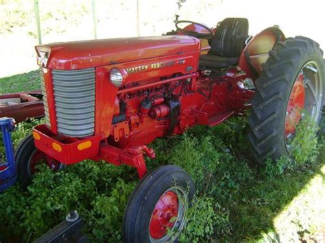 Tractor Massey Ferguson MF50 York Rake Plow RESTORED | eBay | Tractors, Massey ferguson tractors ...