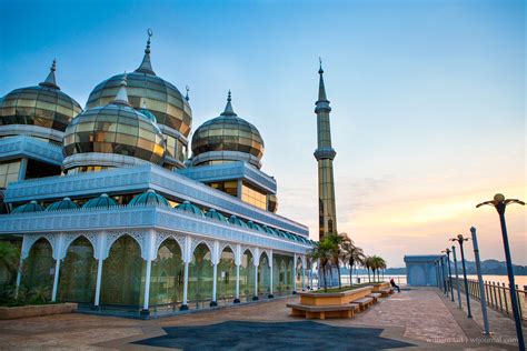 Masjid Kristal – Crystal Mosque, Kuala Terengganu, Malaysia | WT Journal