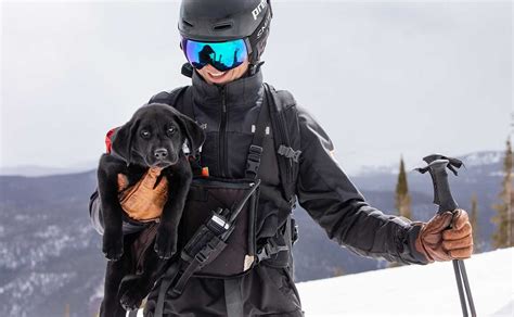 Ski Patrol Jobs | Career Paths at Aspen Skiing Company | Aspen Snowmass