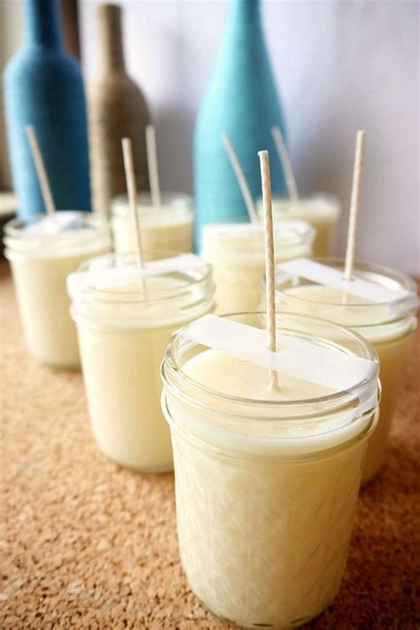 Homemade Soy Candles {DIY Gift} - EverythingEtsy.com | Kerzen selber ...