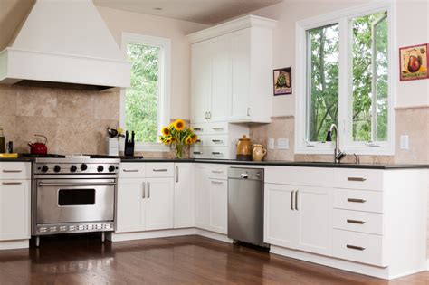 Importance of Cleaning Your Kitchen Cabinets