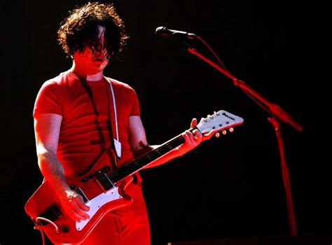 Recommended: The White Stripes - Icky Thump (Live At Hyde Park 2007 ...