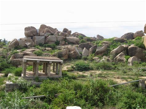 wanderingfalcon: Hampi "rocks"!