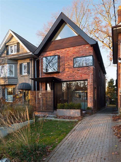 Early 1900s Toronto Home Charms with a Glassy Modern Renovation - http://www.interiordesign2014 ...