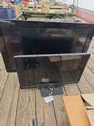 Samsun and LG Flat Screen TV, no remotes - Schmid Auction