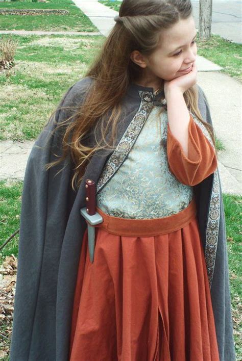 lucy pevensie prince caspian - Google Search | Costume outfits, Book character costumes