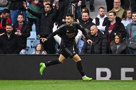 Fan footage shows Arsenal players celebrating before Martinelli scores