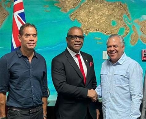 Dominican delegation visits the Premier of the Turks and Caicos Islands, Mr. Charles Washington ...