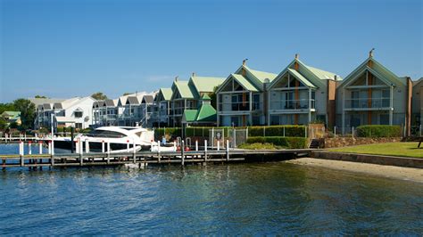 Metung, VIC holiday accommodation with pool from AU$ 123/night | Stayz