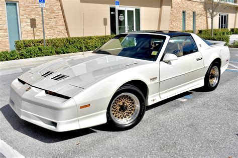 2,400-Mile 1989 Pontiac Firebird 20th Anniversary Turbo Trans Am for ...