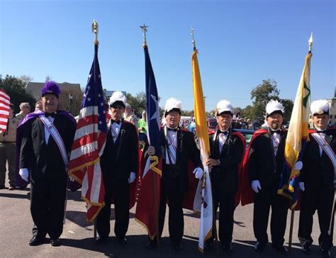 Color Corps Shows Colors at Denison Veterans Day Parade - Knights of Columbus Dallas Diocese Chapter