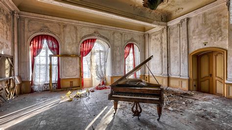 Lost luxury: Abandoned hotels around the world - CNN.com