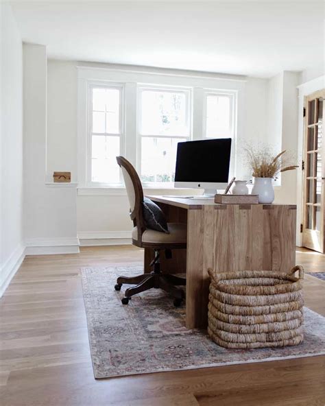 Natural and Traditional Home Office Layout - Soul & Lane