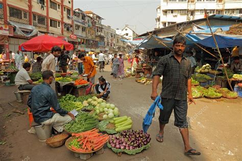 Vegetable farmers market in India – Stock Editorial Photo © Malgorzata_Kistryn #29622575