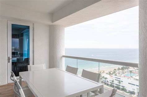 Luxury Oceanfront Condo with Large Balcony Has Parking and Shared ...