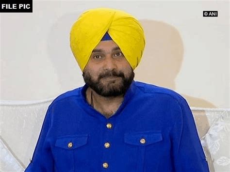 Navjot Singh Sidhu to head Punjab Congress: Sources