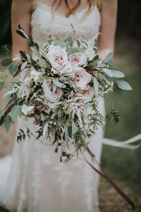 Rustic Wedding Wild pink rose wedding flowers. Photography by Natalie Pluck | Rustic wedding ...