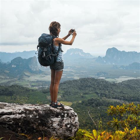 Best Compass For Hiking And Backpacking: Top 5 Picks For 2021