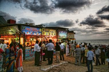 Food Stalls on Juhu Beach, Mumbai | Places to visit, Best vacation ...