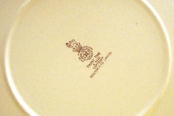 Royal Doulton Marks for Dating & Authentication | LoveToKnow