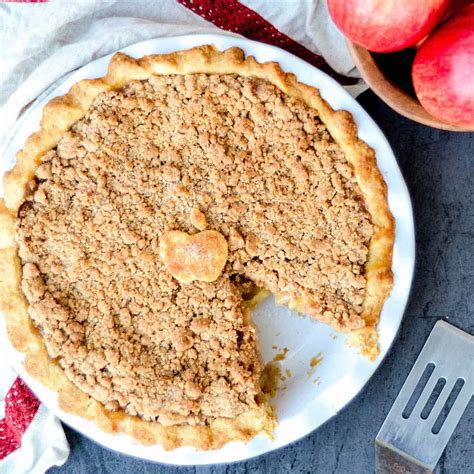 The Best Apple Crumble Pie Recipe - JoyFoodSunshine