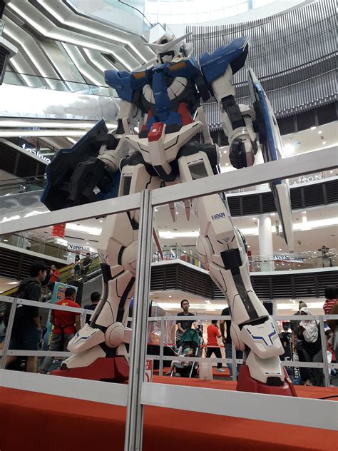 A gigantic Gundam Exia model on display in the GBWC2019 event in ...