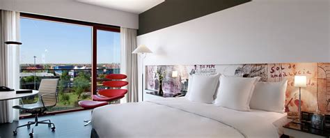 Hilton Madrid Airport Hotel - Hotel at Madrid Barajas Airport MAD