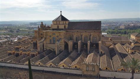 Mosque-Cathedral of Córdoba Tour | Globol