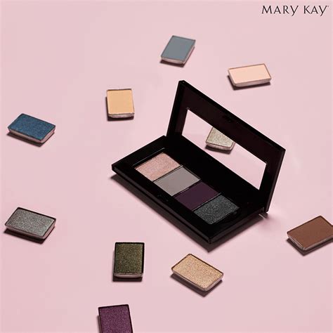 Launched with new Chromafusion Eye Shadows are refillable, magnetic Mary Kay Petite Palette ...