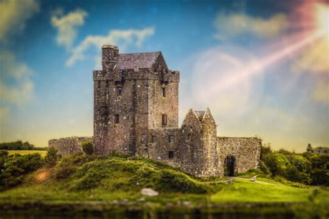 "Dunguaire Castle" Images – Browse 202 Stock Photos, Vectors, and Video ...