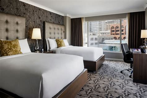 Fairmont Gold Suite Room - Fairmont Waterfront Hotel Vancouver