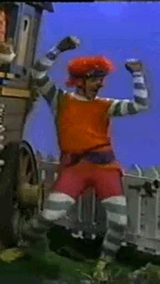 Clown Dancing GIF - Find & Share on GIPHY