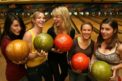 Things You Need to Know Before Joining a Bowling League to have ...