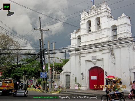 🇵🇭 VIGAN • Palaspas-Weaving, Waving: a Philippine Holy Week Culture - EDMARATION #TownExplorer