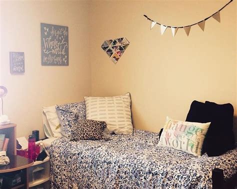 Liberty University | Cool dorm rooms, Liberty university dorm, College room