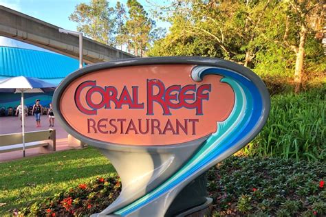 New! Ultimate Restaurant Review: Coral Reef - MickeyBlog.com