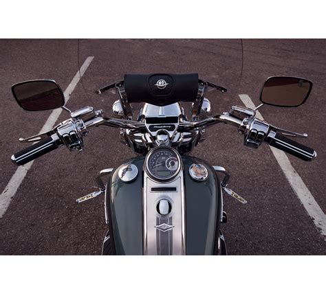 Road King Classic Leather Windshield Bag - 58189-98 | Harley-Davidson USA